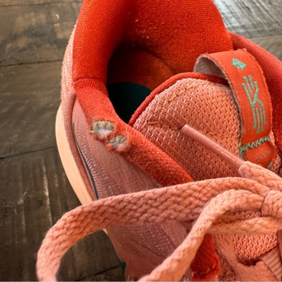 Nike Kyrie Low 5 Light Madder Root Pink Teal Men's Basketball Shoe Size 12 - Picture 7 of 9